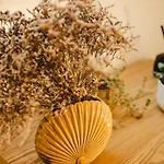 Appartamento La Casa Sequoia - Peace And Quiet In The City